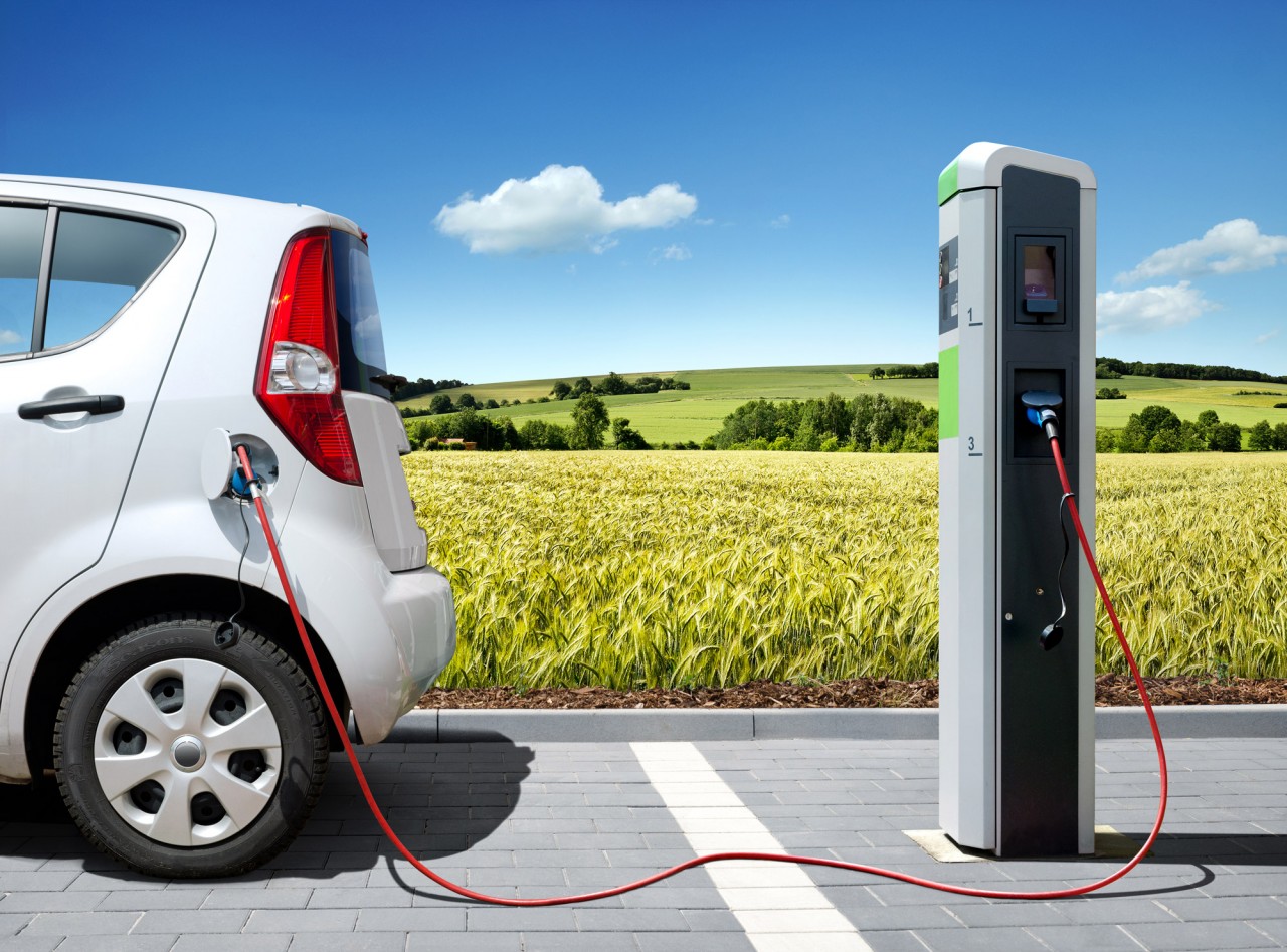 Mobilità sostenibile: servono più incentivi per le auto elettriche